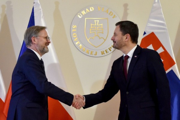 Czech sẽ hỗ trợ Slovakia trong việc bảo vệ tạm thời không phận Czech sẽ hỗ trợ Slovakia trong việc bảo vệ tạm thời không phận