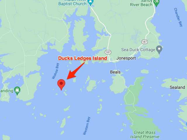 Hòn đảo tư nhân chỉ bán cho những ai dám ở lại một đêm - Ảnh 1. Hòn đảo tư nhân chỉ bán cho những ai dám ở lại một đêm - Ảnh 1.