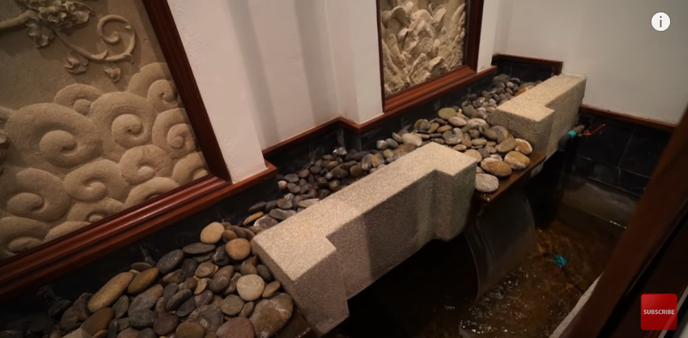 Khách Tây choáng với phòng tắm khách sạn ở điểm du lịch hàng đầu ĐNÁ: Không tin nổi! - Ảnh 1. Khách Tây choáng với phòng tắm khách sạn ở điểm du lịch hàng đầu ĐNÁ: Không tin nổi! - Ảnh 1.