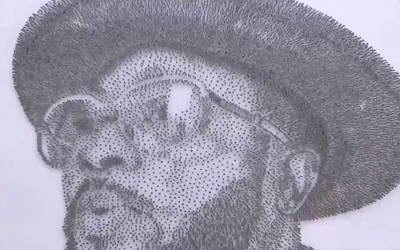 Những bức chân dung từ đinh và búa