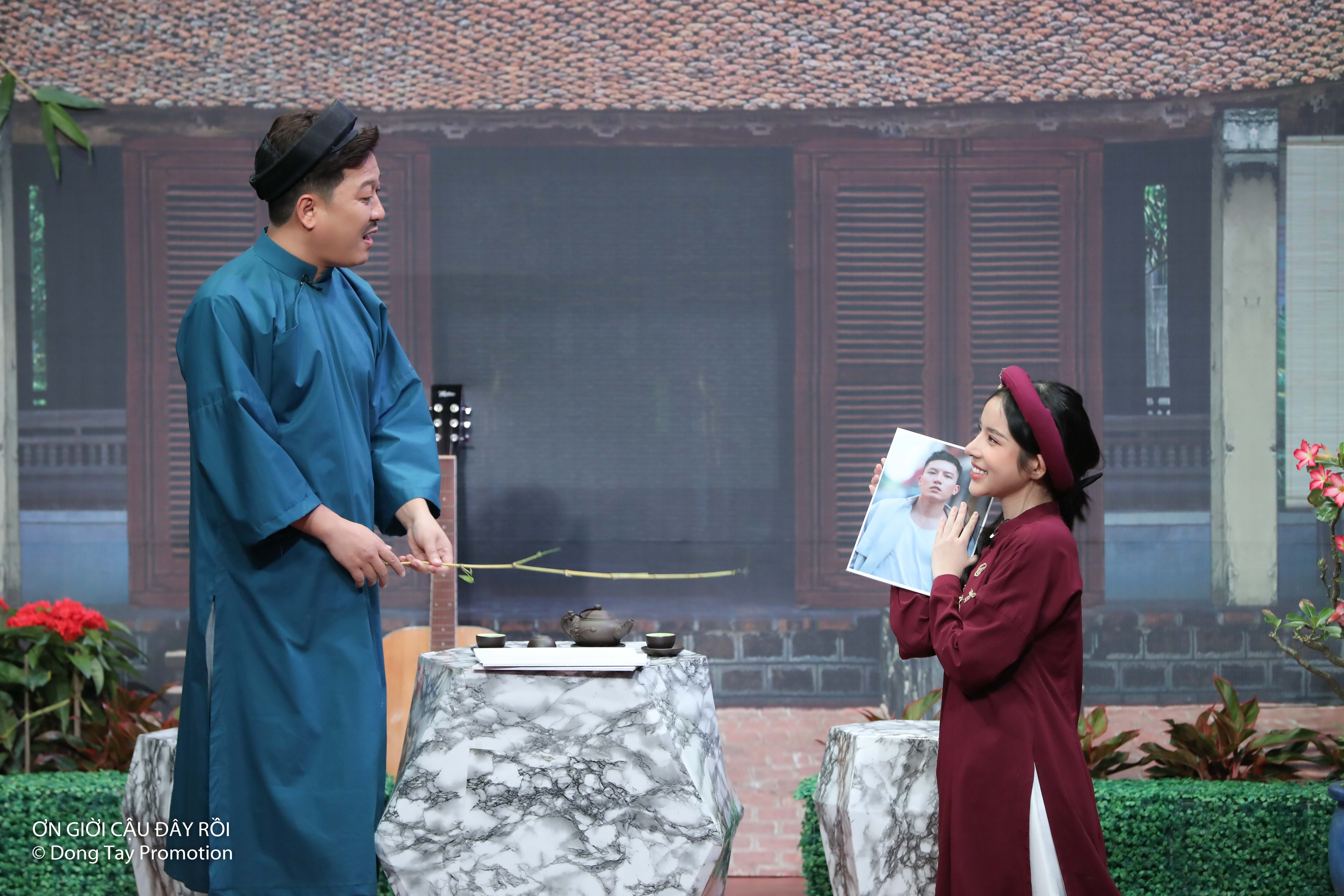 Ơn giời! Cậu đây rồi: Ca sĩ LyLy khiến Trường Giang té ngửa chỉ vì một câu nói Ơn giời! Cậu đây rồi: Ca sĩ LyLy khiến Trường Giang té ngửa chỉ vì một câu nói