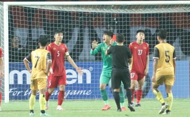 Thủ môn U19 Việt Nam có thể thi đấu trận gặp U19 Thái Lan