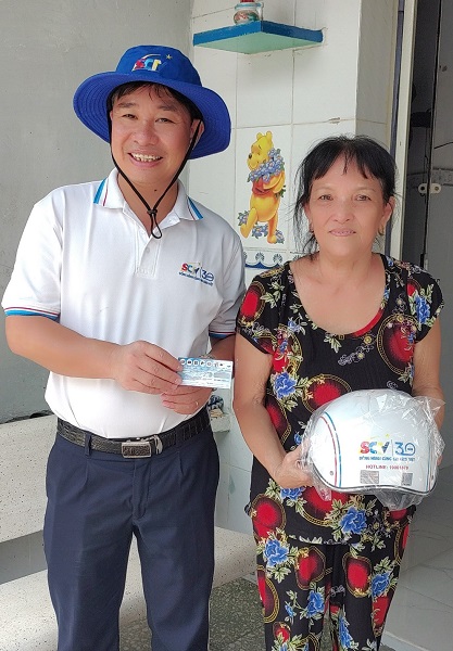 chuc-mung-nhung-khach-hang-dau-tien-trung-thuong-chuong-trinh-sctv-30-nam-dong-hanh-cung-gia-dinh-viet