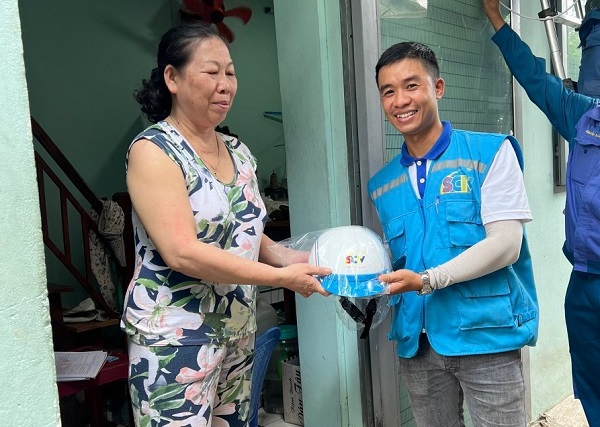 chuc-mung-nhung-khach-hang-dau-tien-trung-thuong-chuong-trinh-sctv-30-nam-dong-hanh-cung-gia-dinh-viet