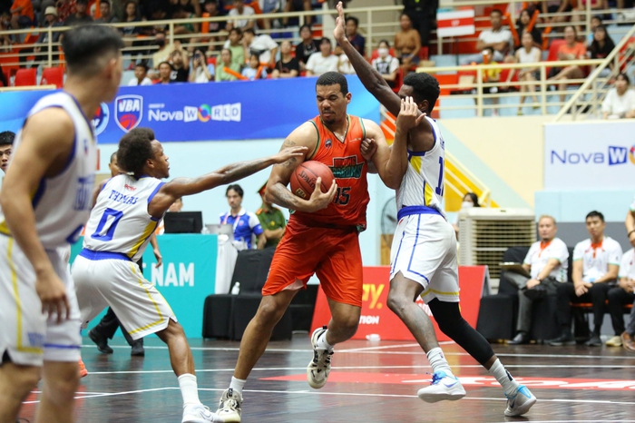 Thua đau Ho Chi Minh City Wings ở hiệp phụ, Danang Dragons tiếp tục chìm sâu trong khủng hoảng  - Ảnh 4.