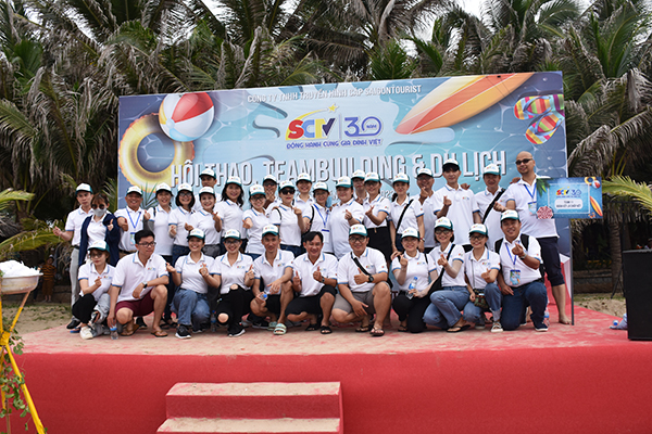 hoi-thao-team-building-va-du-lich-khu-vuc-phia-nam-dot-1-cua-sctv-thanh-cong-ruc-ro