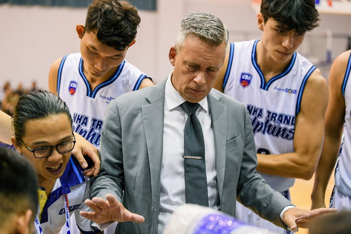 Nha Trang Dolphins áp đảo hàng trong, đè bẹp Ho Chi Minh City Wings ngay trên sân khách - Ảnh 2. Nha Trang Dolphins áp đảo hàng trong, đè bẹp Ho Chi Minh City Wings ngay trên sân khách - Ảnh 2.