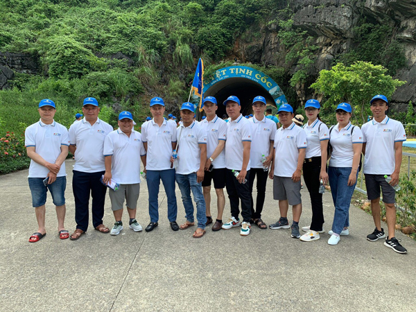 sctv-to-chuc-thanh-cong-hoi-thao-team-building-va-du-lich-cho-cbcnv-nam-2022