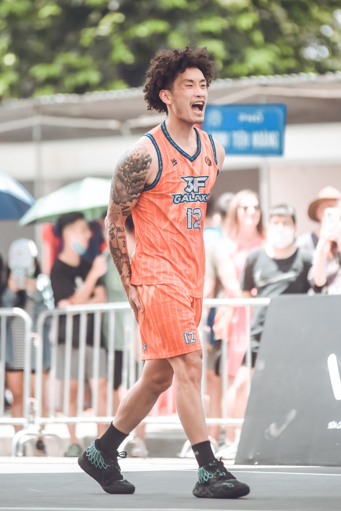 Khoa Trần tái xuất VBA, sắm vai “đóng thế” William Trần tại Saigon Heat - Ảnh 3. Khoa Trần tái xuất VBA, sắm vai “đóng thế” William Trần tại Saigon Heat - Ảnh 3.