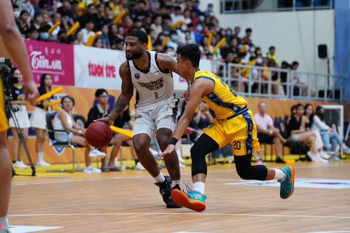 Saigon Heat tiếp tục ôm hận trước Nha Trang Dolphins sau trận cầu kịch tính - Ảnh 2. Saigon Heat tiếp tục ôm hận trước Nha Trang Dolphins sau trận cầu kịch tính - Ảnh 2.