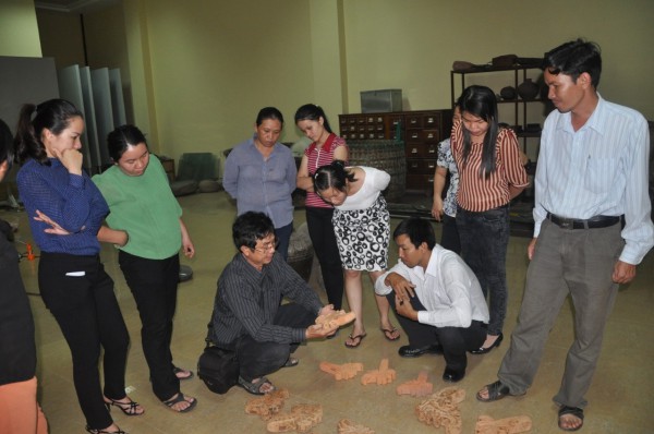 Chọn ngành đi ngược số đông: Học khảo cổ vì trót mê 