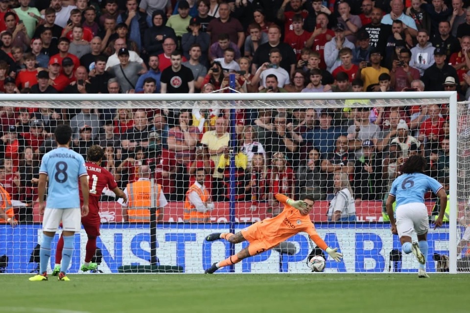 Darwin Nunez tỏa sáng, Liverpool giành Siêu cúp Anh