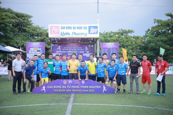 Giải bóng đá tứ hùng Giải bóng đá tứ hùng