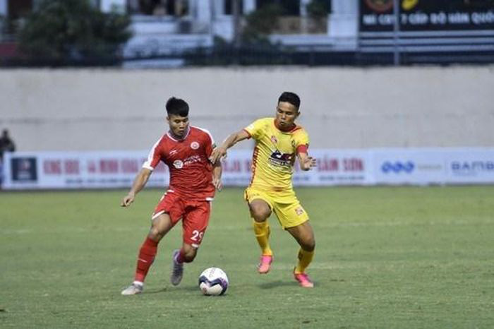 Cập nhật Kết quả, BXH V.League hôm nay (31/7): CLB Hà Nội xây chắc ngôi đầu