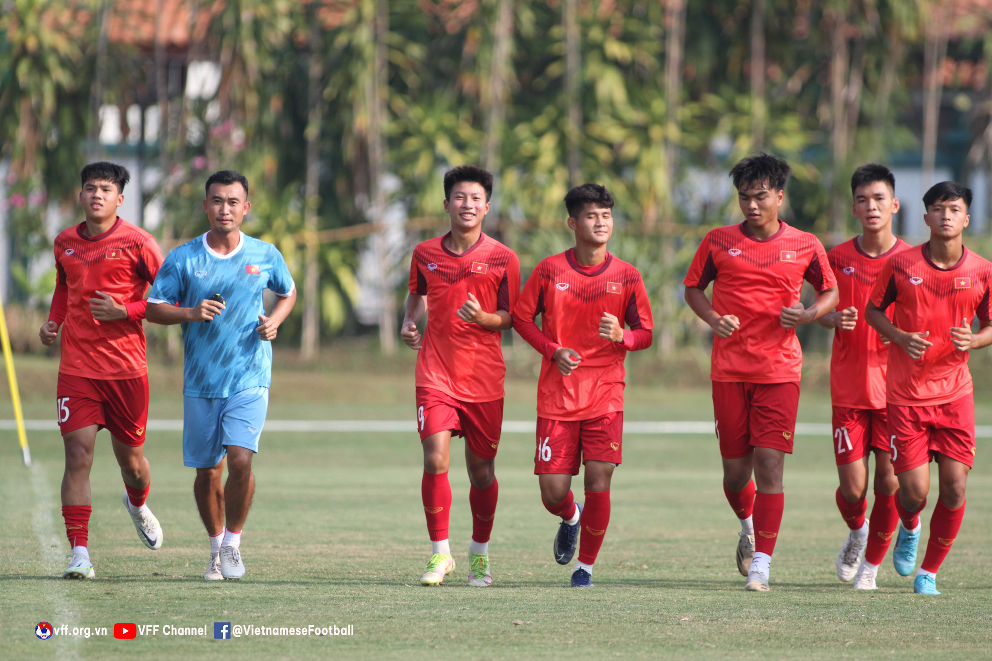 U16 Việt Nam tích cực rèn đấu pháp, chuẩn bị cho trận đấu với U16 Philippines