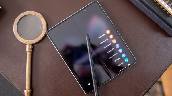 Giá bán của Samsung Galaxy Z Flip 3 và Z Fold 3 giảm mạnh, mua hay đợi?
