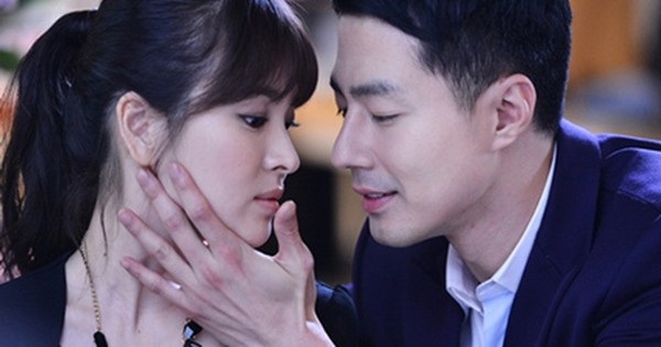 Đây là tài tử từ chối sánh đôi với Song Hye Kyo ở Gió Đông Năm Ấy, danh tiếng không thua gì Jo In Sung