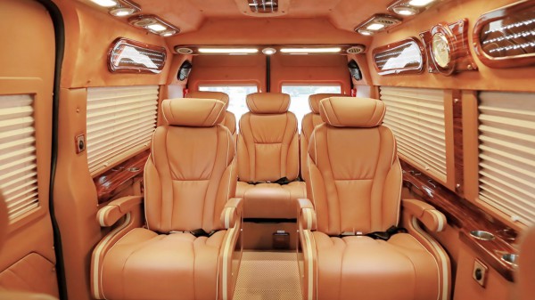 Từ 1.9, cấm ‘độ’ ô tô trên 10 chỗ thành xe khách 9 chỗ trở xuống