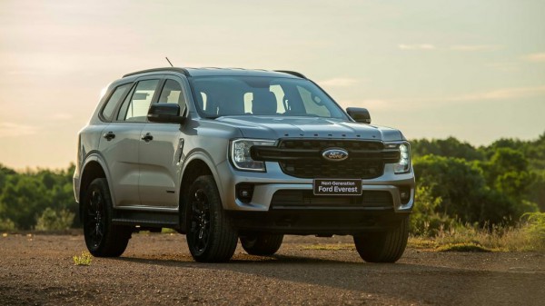 Xe SUV 7 chỗ dưới 1,5 tỉ đồng: Chọn Ford Everest 2023 hay Toyota Fortuner? Xe SUV 7 chỗ dưới 1,5 tỉ đồng: Chọn Ford Everest 2023 hay Toyota Fortuner?