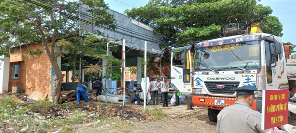 Bình Thuận: Cưỡng chế lấy lại đất bị chiếm giữ trước đồi cát bay Mũi Né