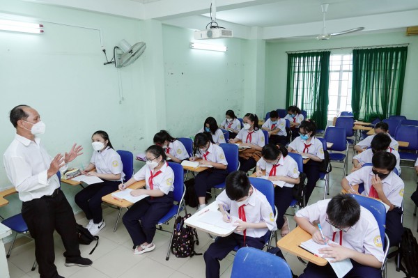 Phường có dân số bằng một quận mà chỉ có một trường THCS