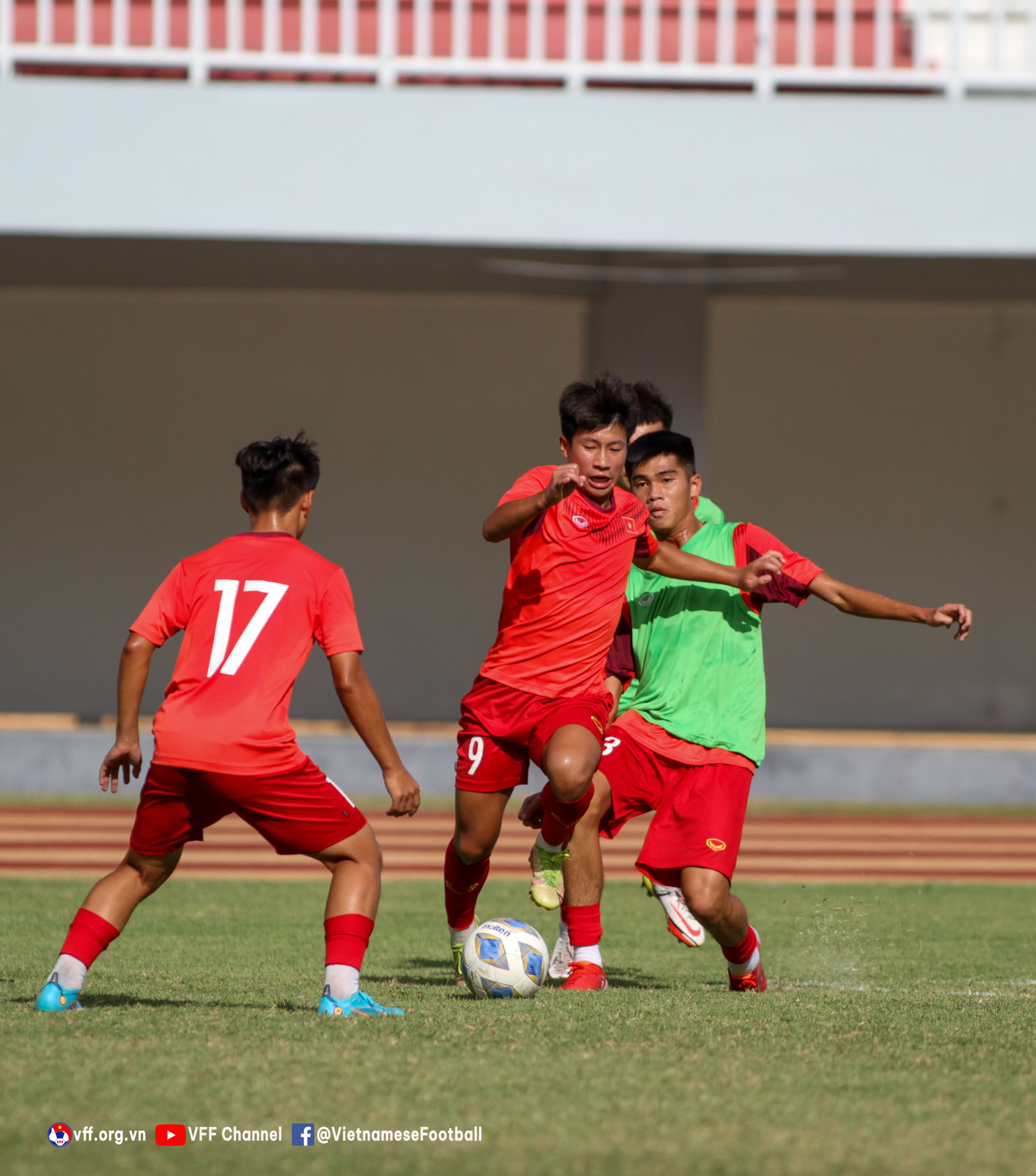 U16 Việt Nam hăng say tập luyện, hướng đến vòng bán kết giải U16 Đông Nam Á 2022