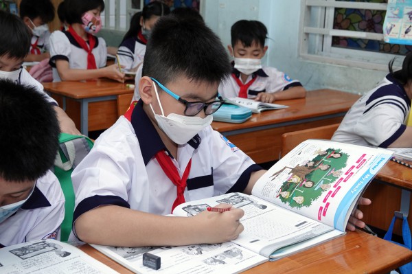 Thiếu giáo viên: Bổ sung biên chế nhưng vẫn cần thay đổi cơ chế