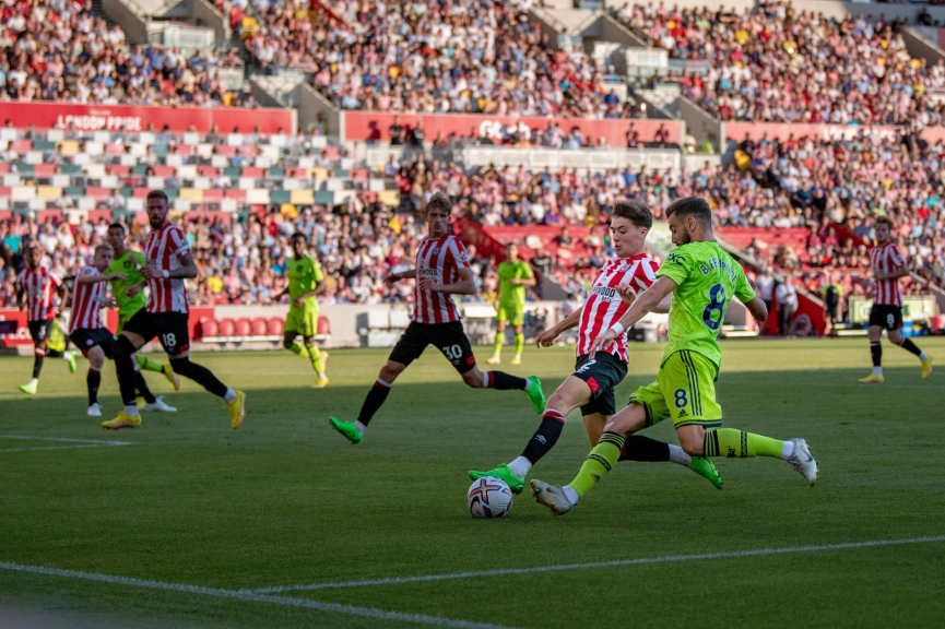 Thi đấu bạc nhược, Manchester United thua thảm trước Brentford