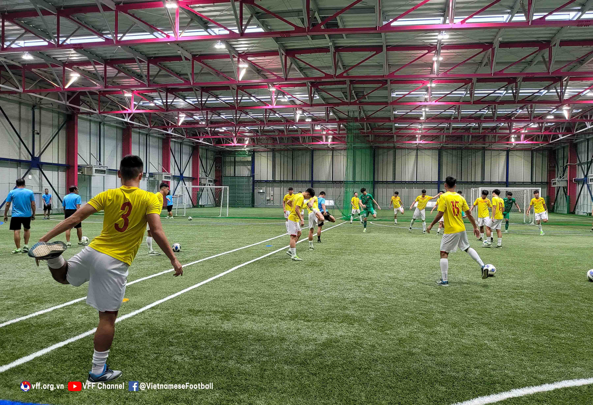 ĐT U20 Việt Nam đã đến Nhật Bản, tích cực tập hồi phục và củng cố thể lực