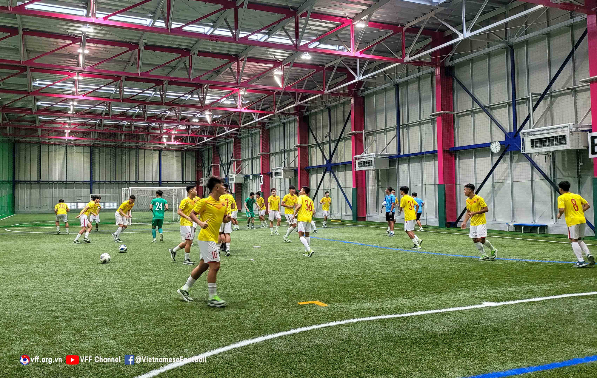 ĐT U20 Việt Nam đã đến Nhật Bản, tích cực tập hồi phục và củng cố thể lực