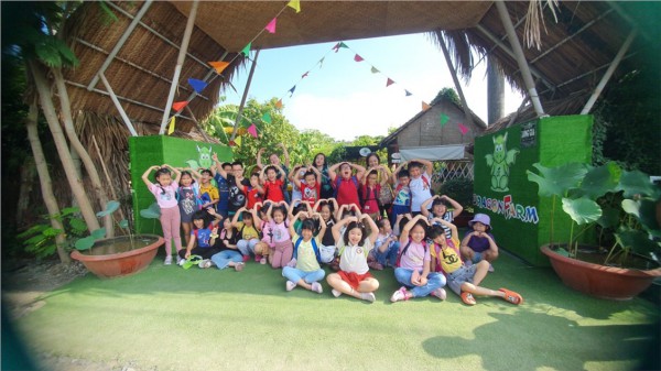 TP.HCM: Trường tiên tiến, học sinh đóng tiền ra sao?