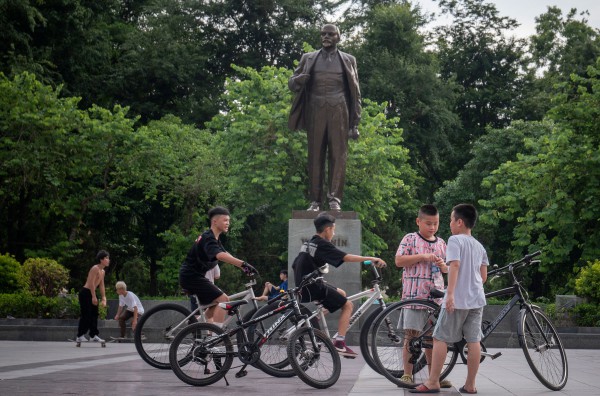 Không gian tượng đài chưa mang tinh thần thời đại