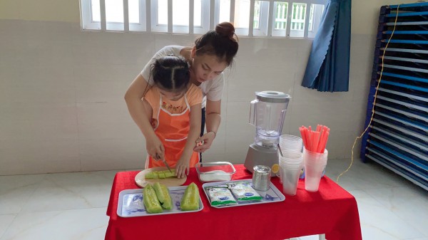 Giáo viên mầm non ra trường, ngày làm 10 tiếng nhận lương 3 triệu đồng/tháng