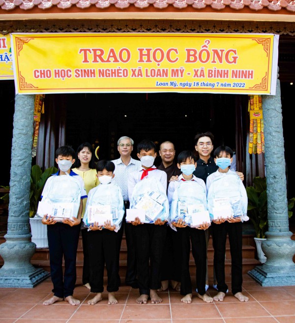 Nghệ sĩ hài Minh Dự ra mắt quỹ khuyến học 