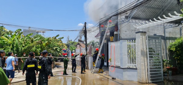 Ninh Thuận: Điều tra nguyên nhân xảy ra đám cháy làm 3 mẹ con tử vong