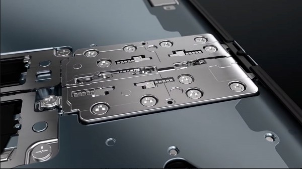 Cơ cấu bản lề dạng khớp xoay mới của Samsung Galaxy Z Fold4 có gì đặc biệt?