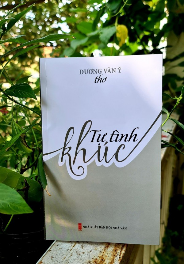 Với ‘Tự tình khúc’, thơ của Y Dương đã rung lên hết những cung bậc xúc cảm