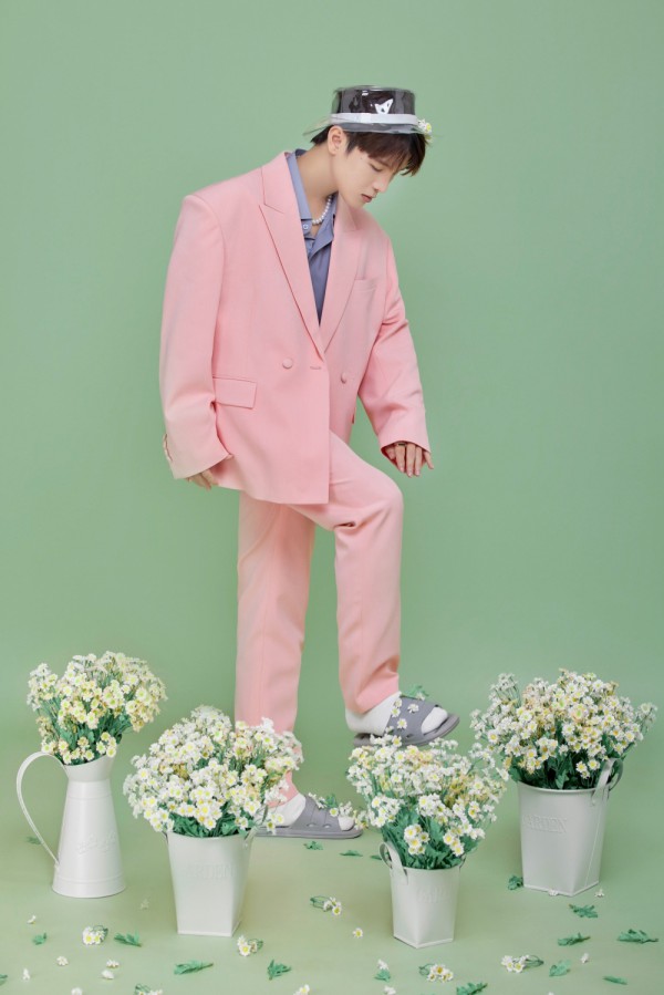 Phạm Đình Thái Ngân làm đêm nhạc riêng trước khi tranh tài ở MTV Europe Music Awards