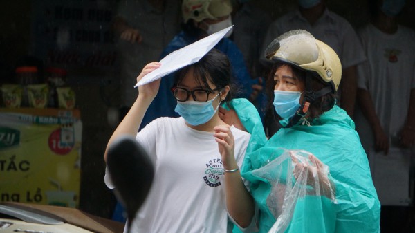 Nỗi lo chi phí năm học mới của phụ huynh ở Thanh Hóa