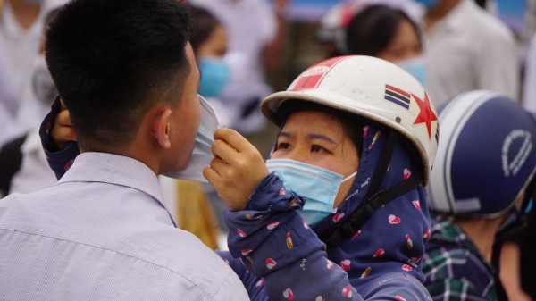 Nỗi lo chi phí năm học mới của phụ huynh ở Thanh Hóa