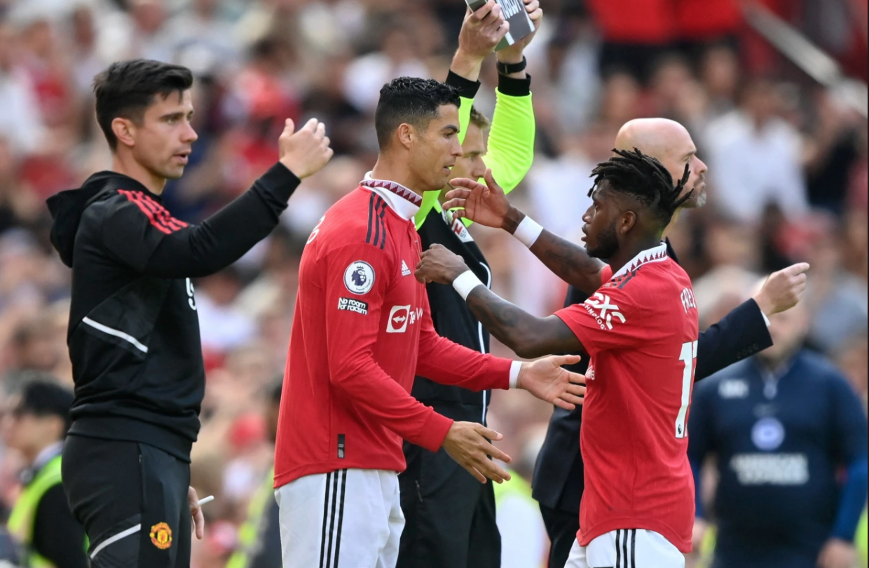 M.U tung đòn quyết định để thôn tính linh hồn tuyến giữa của Real Madrid