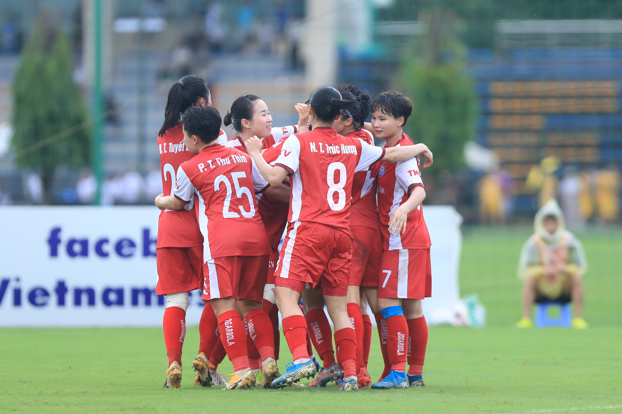 Than KSVN giành huy chương Đồng giải bóng đá Nữ Cúp Quốc gia 2022