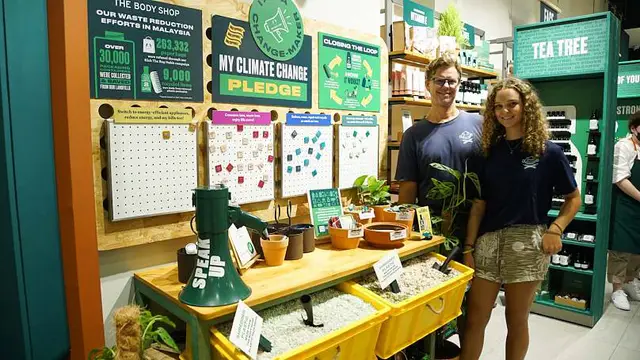 Cô gái biến rác thành kho báu: Có tới 14 triệu tấn nhựa trên đại dương mỗi năm, đây là lúc phải hành động - Ảnh 6.