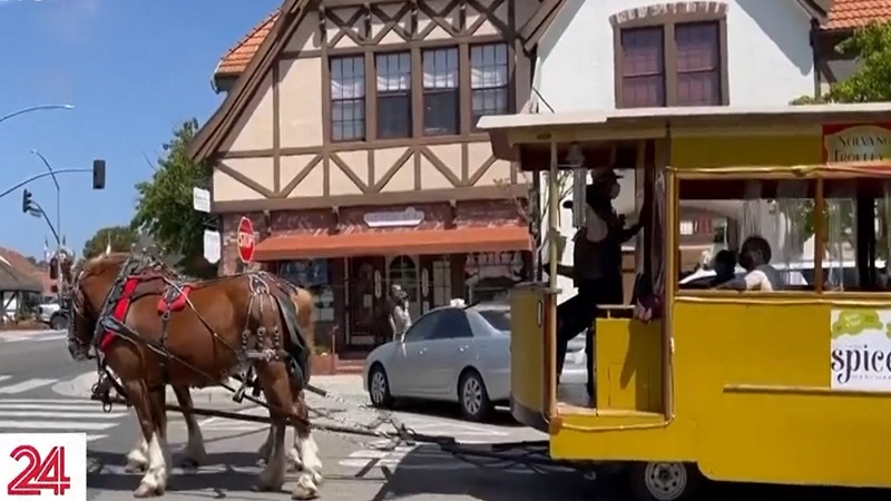 "Ngôi làng Đan Mạch" giữa lòng nước Mỹ