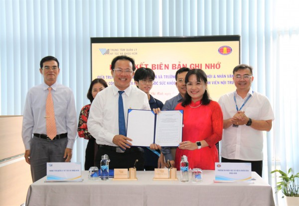 Hỗ trợ sức khỏe tinh thần cho hơn 37.000 sinh viên tại Ký túc xá ĐHQG TP.HCM Hỗ trợ sức khỏe tinh thần cho hơn 37.000 sinh viên tại Ký túc xá ĐHQG TP.HCM