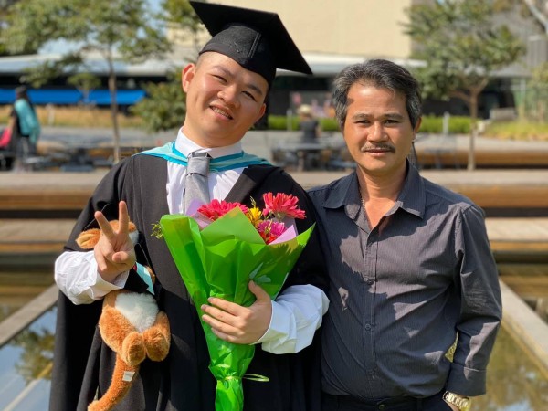 Cơ thủ Bao Phương Vinh: Gác bằng thạc sĩ để theo nghiệp billiards Cơ thủ Bao Phương Vinh: Gác bằng thạc sĩ để theo nghiệp billiards