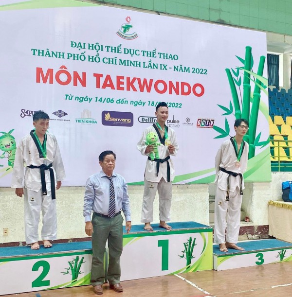Bi hài nhà vô địch taekwondo tỉnh BR-VT không biết nhà mình ở đâu