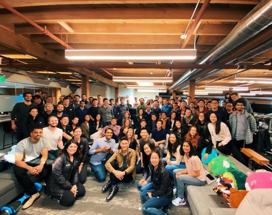 “Học giỏi toán để làm gì?”: Đây là cách thần đồng toán học trở thành tỷ phú tự thân trẻ nhất thế giới - Ảnh 2.