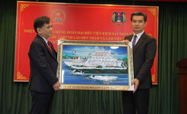 Đoàn Viện KSND tối cao Lào thăm Viện KSND TP.HCM