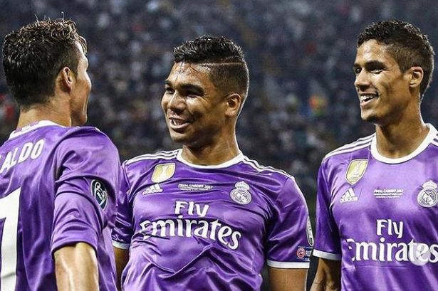 Varane tiết lộ lý do Casemiro chọn gia nhập Manchester United